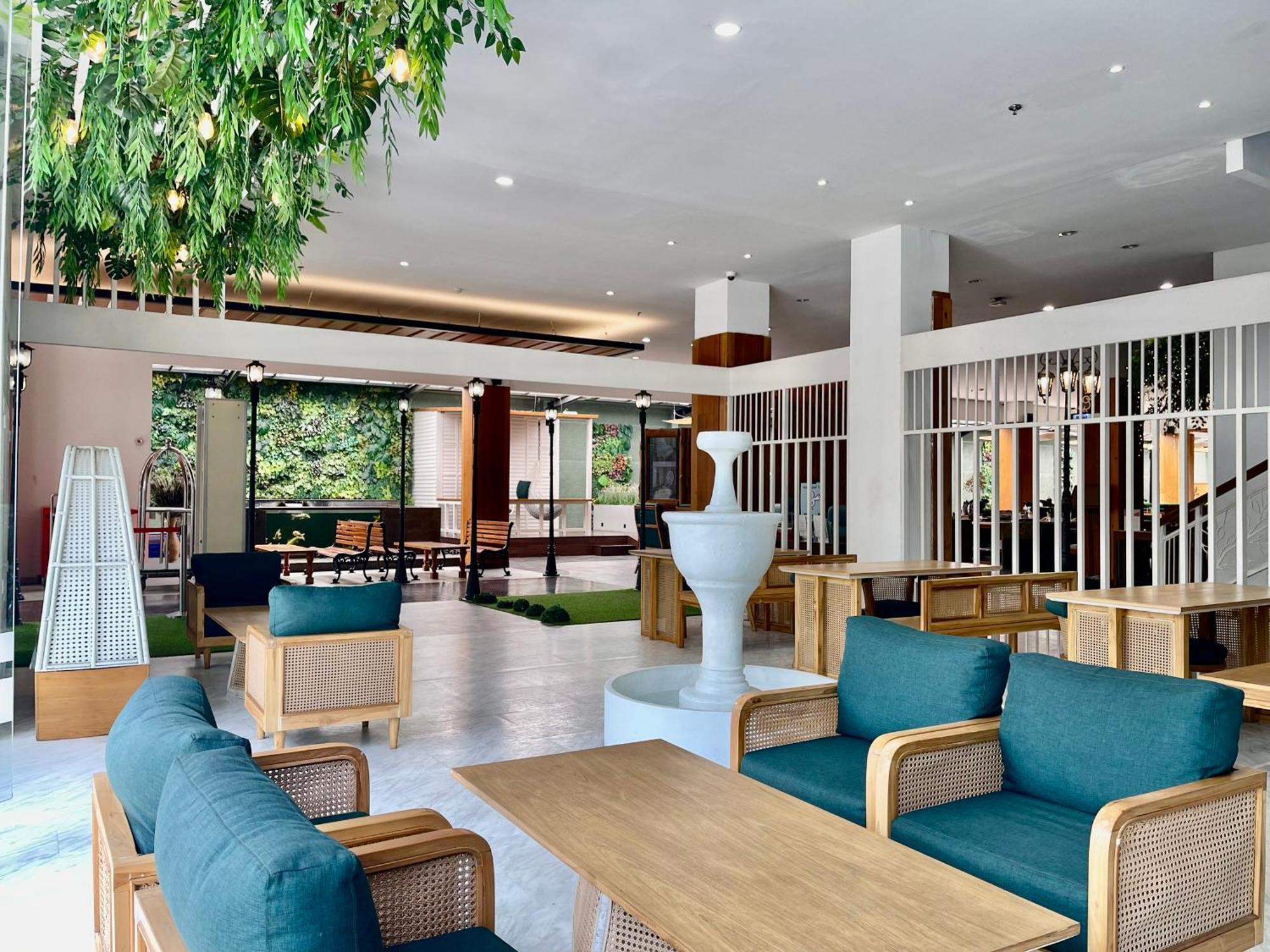 Hemangini Hotel Bandung Exterior foto
