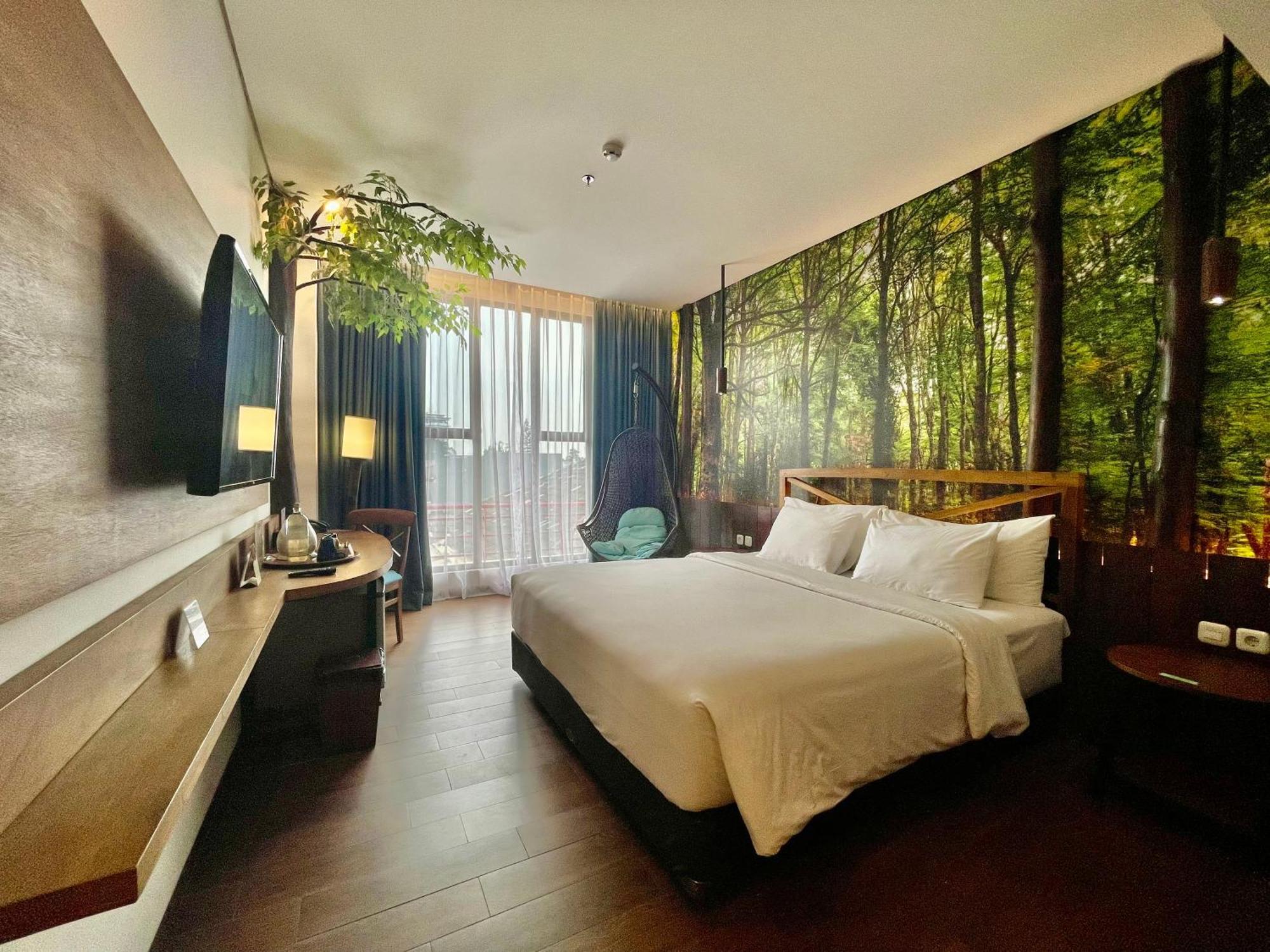 Hemangini Hotel Bandung Exterior foto